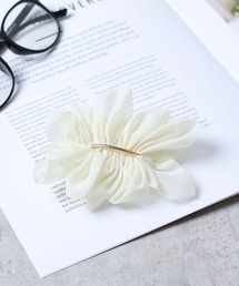 ARCHIVER（アーカイバ）の「【RS】【Lilamusant(リラミュゾン)】 フラワーモチーフバレッタ ヘアクリップ オーガンジー シフォン オケージョン 結婚式 二次会 同窓会 成人式 パーティー お呼ばれ（バレッタ/ヘアクリップ）」