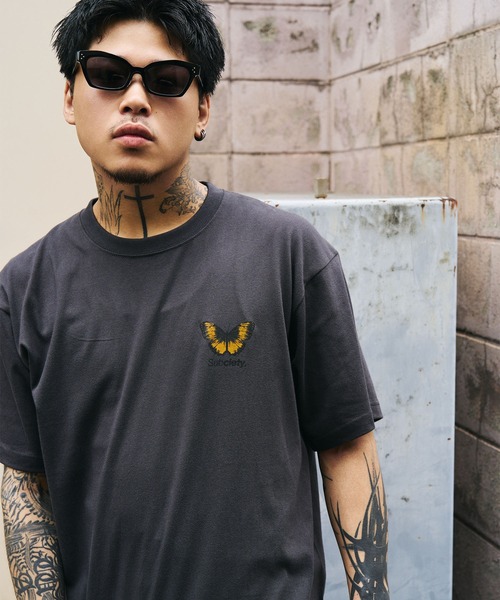 Subciety(サブサエティ)の「Butterfly tee(Tシャツ/カットソー・メンズ・バーガンディー/ホワイト/ブラック・SMALL/MEDIUM/LARGE/X-LARGE/XX-LARGE)」の16枚目の写真
