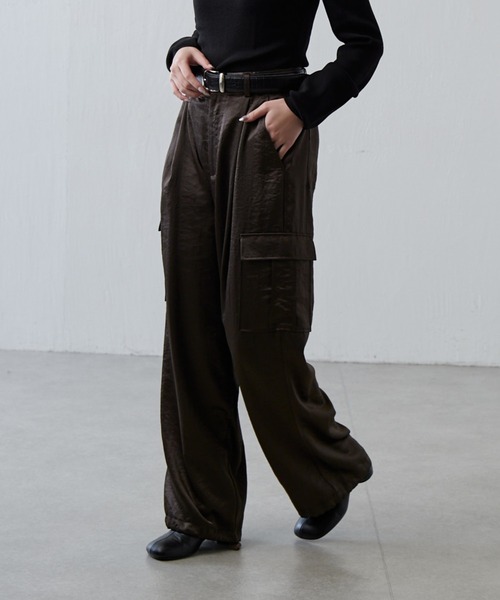 Lui's（ルイス）の「サテンカーゴパンツ（カーゴパンツ・レディース・ブラック/ブラウン・36/38）」の6枚目の写真