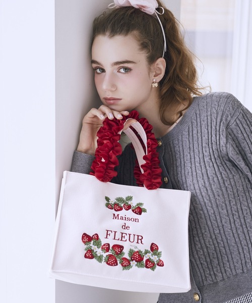 メゾンド フルール いちご 巾着 Maison de FLEUR メゾンドフルール の 