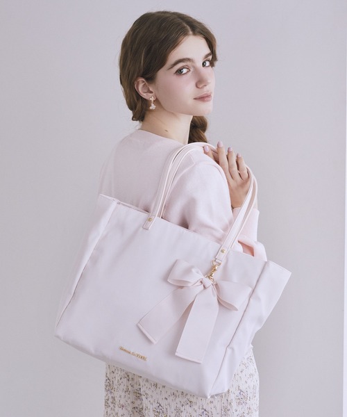 Maison de FLEUR(メゾンドフルール)の「リボンチャーム付き3ルームトートバッグ(トートバッグ・レディース・ネイビー/ブラック/ピンク・FREE)」の22枚目の写真