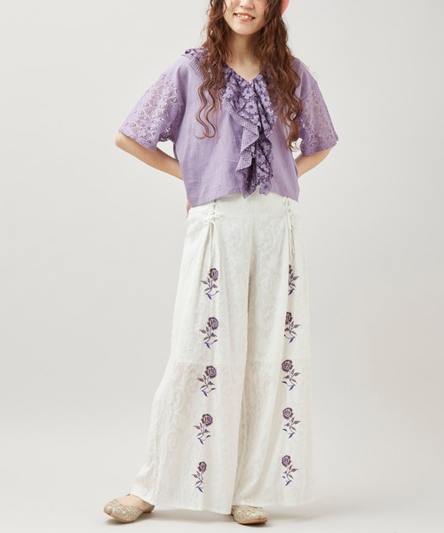 チャイハネ（チャイハネ）の「【チャイハネ】ペティナ刺繍ワイドフレアパンツ（その他パンツ・レディース・ブラック/ホワイト/ブルー・FREE）」の8枚目の写真