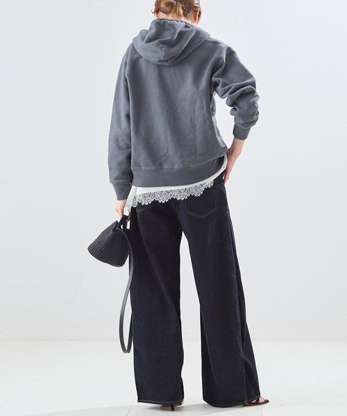 journal standard L'essage（ジャーナルスタンダードレサージュ）の「サイドタックデニムパンツ（デニムパンツ・レディース・ブルー/ネイビー・38/36）」の8枚目の写真