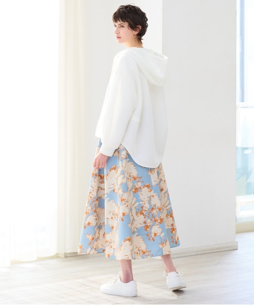 R-ISM（リズム）の「【洗える】スポンジダンボールフーディー（パーカー・レディース・オフホワイト/チャコールグレー/ライトグレー・4）」の9枚目の写真