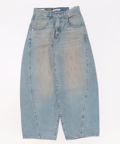 JUGLANS(ユグランス)の「【Levi's】SUPER BAGGY BARREL / リーバイス スーパーバギー バレルジーンズ(デニムパンツ・レディース・ライトインディゴブルー/インディゴブルー・28inch/27inch/26inch/25inch/24inch)」の2枚目の写真