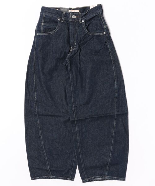 JUGLANS(ユグランス)の「【Levi's】SUPER BAGGY BARREL / リーバイス スーパーバギー バレルジーンズ(デニムパンツ・レディース・ライトインディゴブルー/インディゴブルー・28inch/27inch/26inch/25inch/24inch)」の1枚目の写真