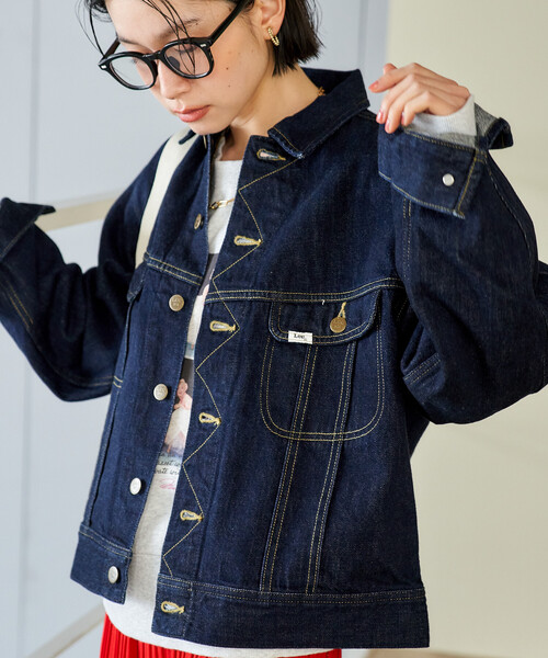 FREAK'S STORE(フリークスストア)の「Lee × FREAK'S STORE/リー 別注 101-J RIDERS JACKET/別注 ワンオーワン ジェー ライダースジャケット/デニムジャケット(デニムジャケット・レディース・サックスブルー/ネイビー・フリ-)」の2枚目の写真