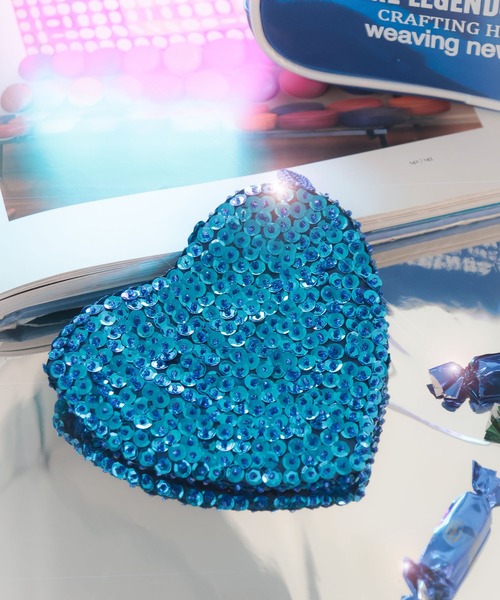 BAYFLOW(ベイフロー)の「BFスパンコールハートポーチ(ポーチ・レディース・ブラック/ブルー/レッド/イエロー・0)」の3枚目の写真
