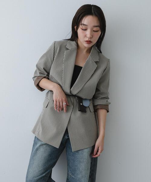 SENSE OF PLACE by URBAN RESEARCH（センスオブプレイスバイアーバンリサーチ）の「『イージーケア』ダブルテーラードジャケット（テーラードジャケット・レディース・グレー/ベージュ系その他/ブラック・ONE）」の4枚目の写真