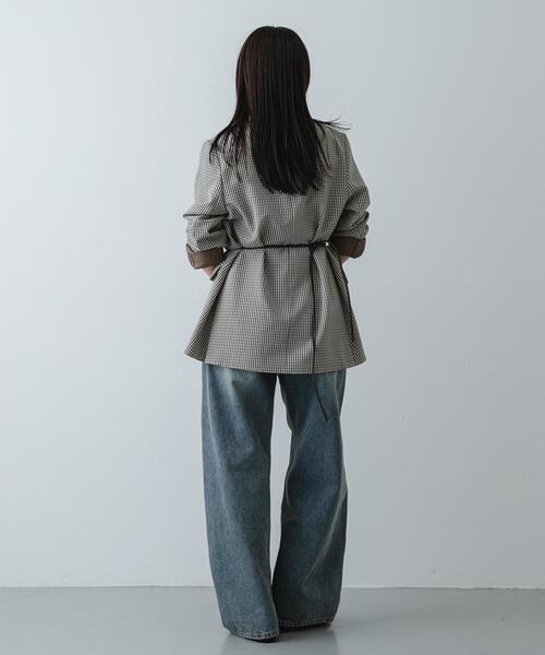 SENSE OF PLACE by URBAN RESEARCH（センスオブプレイスバイアーバンリサーチ）の「『イージーケア』ダブルテーラードジャケット（テーラードジャケット・レディース・グレー/ベージュ系その他/ブラック・ONE）」の8枚目の写真