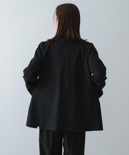 SENSE OF PLACE by URBAN RESEARCH（センスオブプレイスバイアーバンリサーチ）の「『イージーケア』ダブルテーラードジャケット（テーラードジャケット・レディース・グレー/ベージュ系その他/ブラック・ONE）」の13枚目の写真