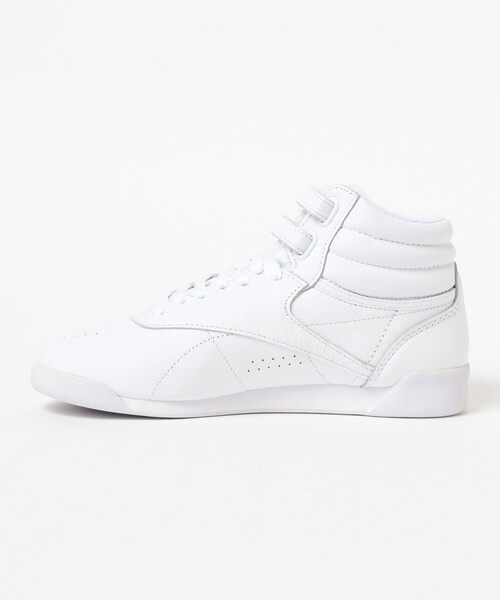 Ray BEAMS(レイビームス)の「Reebok / フリースタイル ハイ(その他シューズ・レディース・ブラック/ホワイト・24.5cm/23.5cm/23㎝/25.0cm/24.0cm)」の3枚目の写真