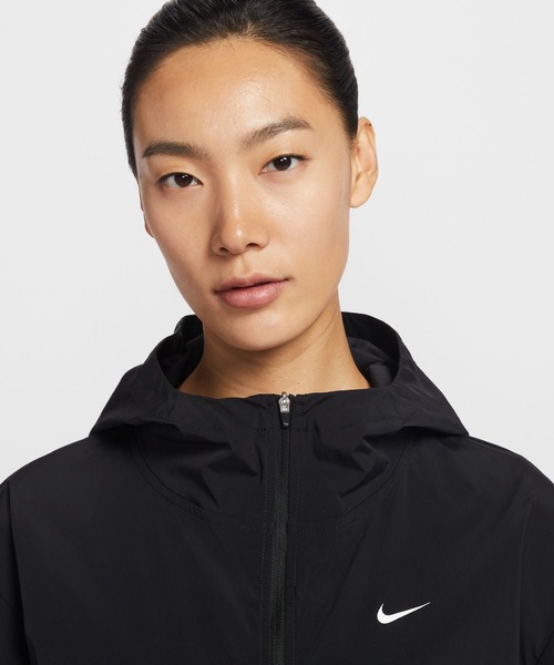 NIKE（ナイキ）の「ナイキ NIKE ナイキ  ワン DF ジャケット CPSL A（ナイロンジャケット・レディース・ブラック/ピンク・M/L）」の3枚目の写真