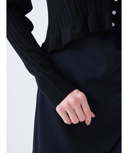 SNIDEL（スナイデル）の「ヘムフリルランダムリブカーディガン（カーディガン/ボレロ・レディース・オフホワイト/ブラック/イエロー・F）」の12枚目の写真