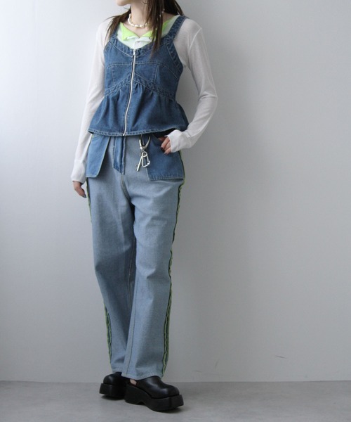 bohmal（ボマール）の「デニムペプラムキャミビスチェ（ベスト・レディース・サックスブルー/ブルー・FREE）」の11枚目の写真