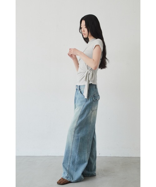 ANF.MUU（アンフムー）の「バックフラップポケットルーズデニム（デニムパンツ・レディース・ライトブルー・MEDIUM/SMALL/LARGE）」の7枚目の写真