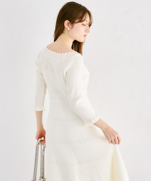 tocco closet(トッコ クローゼット)の「袖口フリル付きスカラネックシアーチェックリブニットワンピース(ワンピース・レディース・ネイビー/オフホワイト/ピンクベージュ・M)」の10枚目の写真