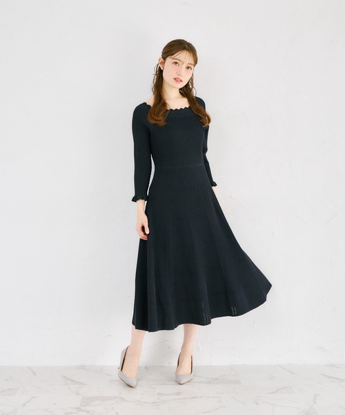 tocco closet(トッコ クローゼット)の「袖口フリル付きスカラネックシアーチェックリブニットワンピース(ワンピース・レディース・ネイビー/オフホワイト/ピンクベージュ・M)」の12枚目の写真