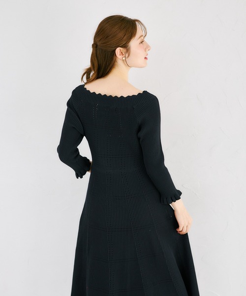 tocco closet(トッコ クローゼット)の「袖口フリル付きスカラネックシアーチェックリブニットワンピース(ワンピース・レディース・ネイビー/オフホワイト/ピンクベージュ・M)」の17枚目の写真