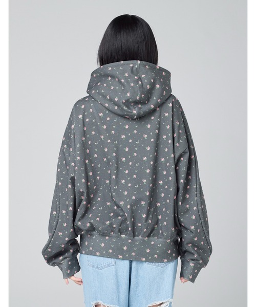 Little sunny bite（リトルサニーバイト）の「【8】【it】【Little Sunny Bite】floral hoodie（パーカー・レディース・ホワイト/ピンク/ブラック・SMALL/MEDIUM）」の5枚目の写真