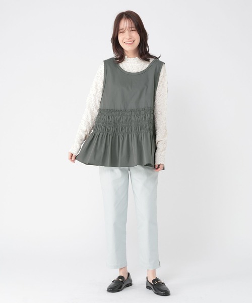 studio CLIP（スタディオクリップ）の「ダブルフロントシャーリングベスト（ベスト・レディース・スモーク/カーキ・FREE）」の5枚目の写真