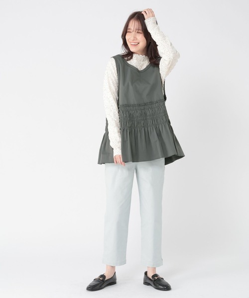 studio CLIP（スタディオクリップ）の「ダブルフロントシャーリングベスト（ベスト・レディース・スモーク/カーキ・FREE）」の6枚目の写真