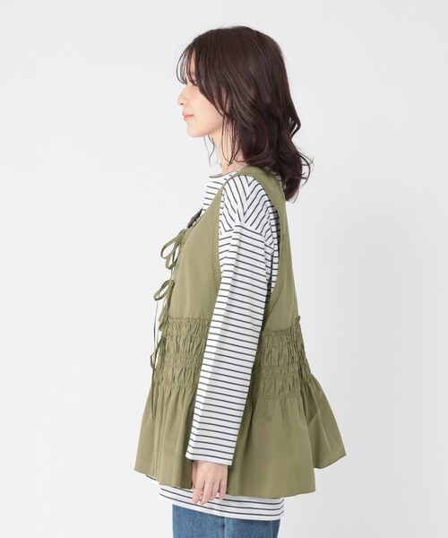 studio CLIP（スタディオクリップ）の「ダブルフロントシャーリングベスト（ベスト・レディース・スモーク/カーキ・FREE）」の13枚目の写真