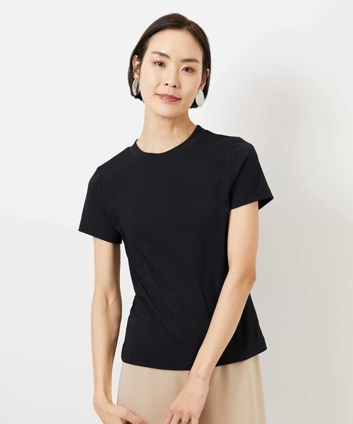 MICHEL KLEIN（ミッシェル・クラン）の「[遮熱効果素材]クリーンシルエットTシャツ（Tシャツ/カットソー・レディース・ブラック/ホワイト/カーキ・38）」の4枚目の写真