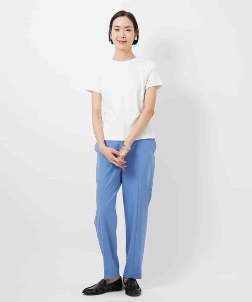 MICHEL KLEIN（ミッシェル・クラン）の「[遮熱効果素材]クリーンシルエットTシャツ（Tシャツ/カットソー・レディース・ブラック/ホワイト/カーキ・38）」の17枚目の写真