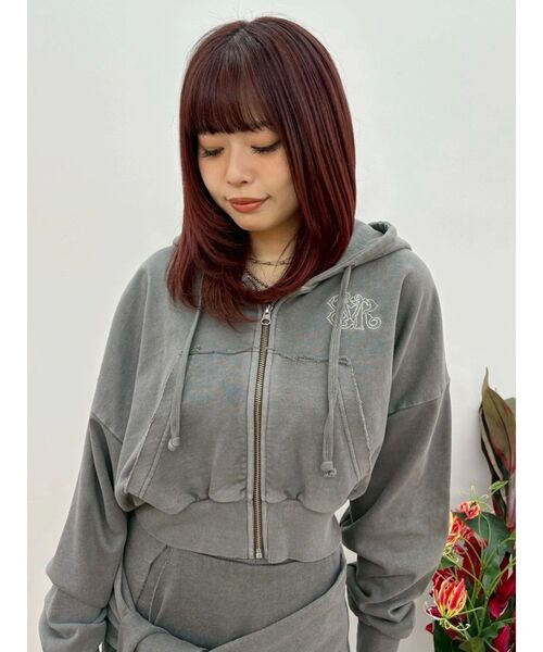 EVRIS(エヴリス)の「ワンポイントロゴショートパーカー【セットアップ着用可能】春服(パーカー・レディース・その他1/グレー/ホワイト・FREE)」の3枚目の写真