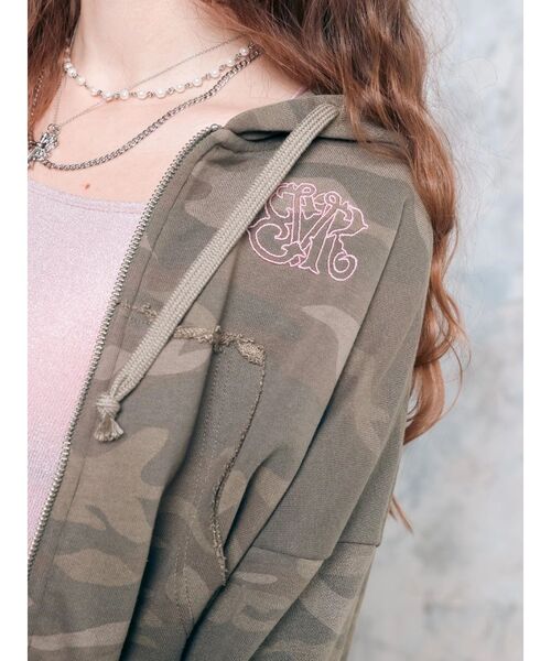 EVRIS(エヴリス)の「ワンポイントロゴショートパーカー【セットアップ着用可能】春服(パーカー・レディース・その他1/グレー/ホワイト・FREE)」の9枚目の写真