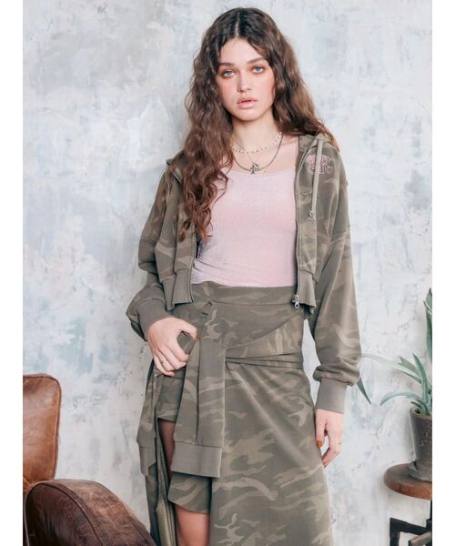 EVRIS(エヴリス)の「ワンポイントロゴショートパーカー【セットアップ着用可能】春服(パーカー・レディース・その他1/グレー/ホワイト・FREE)」の11枚目の写真
