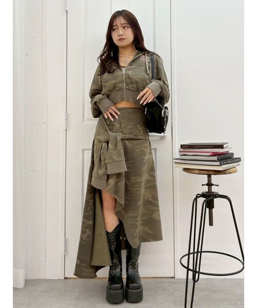 EVRIS(エヴリス)の「ワンポイントロゴショートパーカー【セットアップ着用可能】春服(パーカー・レディース・その他1/グレー/ホワイト・FREE)」の20枚目の写真