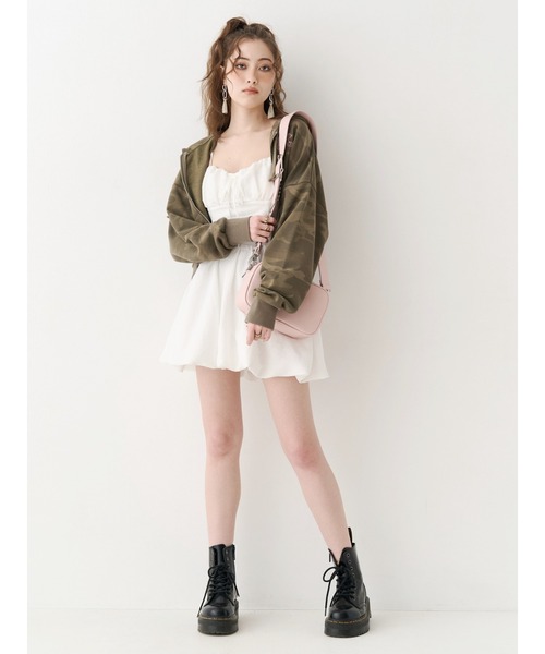 EVRIS(エヴリス)の「ワンポイントロゴショートパーカー【セットアップ着用可能】春服(パーカー・レディース・その他1/グレー/ホワイト・FREE)」の7枚目の写真