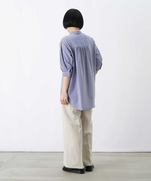 LUCA/LADY LUCK LUCA（ルカ/レディラックルカ）の「LC/LLL セミシルケットバンドカラー5分袖ブラウス（シャツ/ブラウス・レディース・ブルー/オフホワイト/ブラック・FREE）」の18枚目の写真