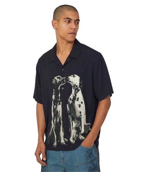 HUF(ハフ)の「DOGGED RESORT SS SHIRT(シャツ/ブラウス・メンズ・ブラック・S/M/L/XL)」の2枚目の写真