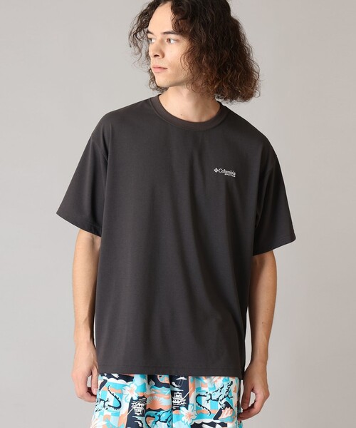 Columbia(コロンビア)の「UVカット Columbia/ バーンノベル グラフィック ショートスリーブTシャツ /コロンビア(Tシャツ/カットソー・メンズ・ブラック系その他/ホワイト系その他/ホワイト/ブラック・XL/L/M/S)」の4枚目の写真