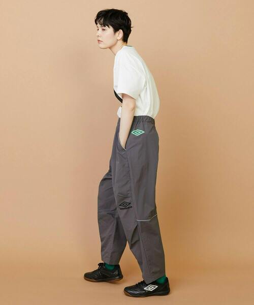 FRAPBOIS（フラボア）の「UMBRO TRACK-PANTS（その他パンツ・レディース・グレー/ブラック・1/2）」の12枚目の写真