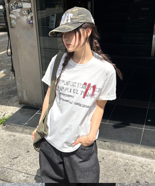 KICHUL(キチョル)の「71-Node T-shirt (White)(Tシャツ/カットソー・レディース・その他・LARGE/MEDIUM/SMALL)」の5枚目の写真