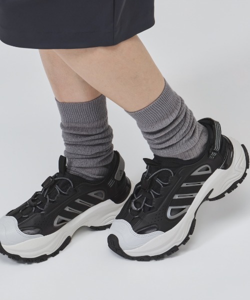 アディダス adidas スニーカー サンダル