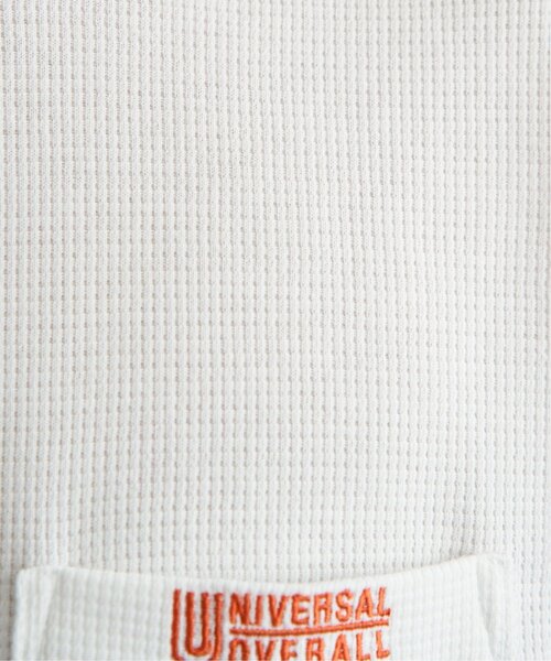 UNIVERSAL OVERALL(ユニバーサルオーバーオール)の「UNIVERSAL OVERALL ユニバーサルオーバーオール DAILYワンポイント刺繍Tシャツ(Tシャツ/カットソー・メンズ・アイボリー/ブラック/ホワイト・XL/L/M/S)」の7枚目の写真