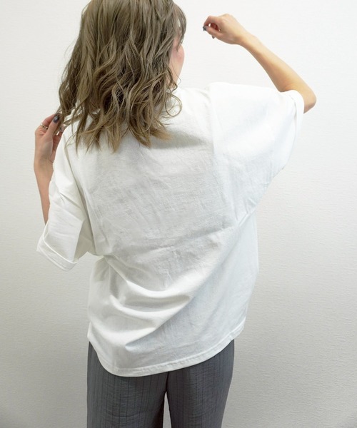 gossara(ゴサラ)の「【主役級Tシャツ】天竺フォトプリントT(Tシャツ/カットソー・レディース・ブラック/オフホワイト/ブラウン・FREE)」の8枚目の写真