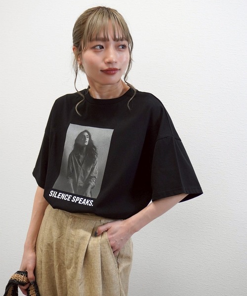 gossara(ゴサラ)の「【主役級Tシャツ】天竺フォトプリントT(Tシャツ/カットソー・レディース・ブラック/オフホワイト/ブラウン・FREE)」の21枚目の写真