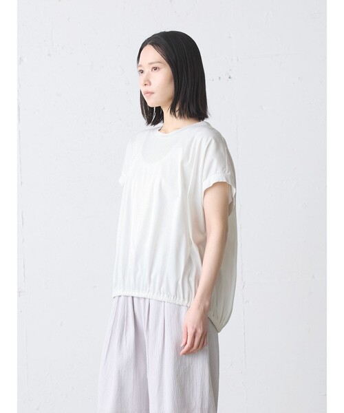 MidiUmi(ミディウミ)の「MidiUmi ヘムギャザーノースリーブ(Tシャツ/カットソー・レディース・チャコールグレー/ブラック/オフホワイト・FREE)」の8枚目の写真