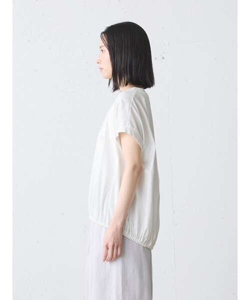 MidiUmi(ミディウミ)の「MidiUmi ヘムギャザーノースリーブ(Tシャツ/カットソー・レディース・チャコールグレー/ブラック/オフホワイト・FREE)」の9枚目の写真