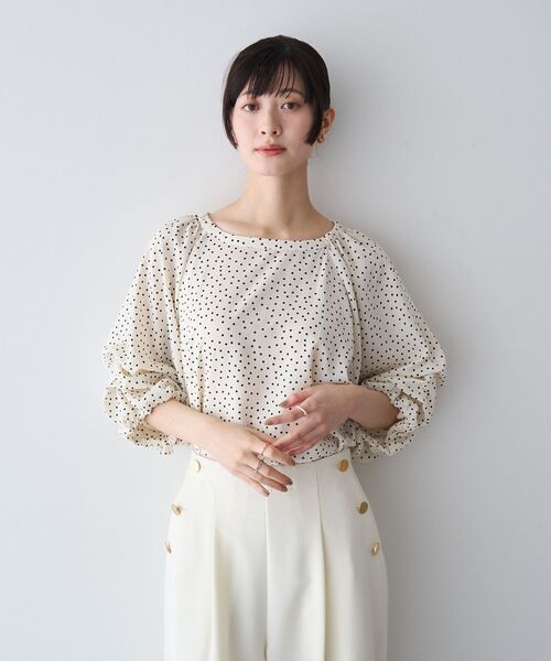 YECCA VECCA（イェッカヴェッカ）の「ホイップスリーブブラウス（シャツ/ブラウス・レディース・ドット/ラベンダー/ネイビー/オフホワイト/ブラック・FREE）」の7枚目の写真