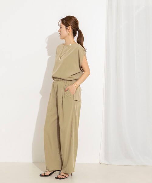 NOLLEY’S(ノーリーズ)の「【WEB&一部店舗限定】ウォッシャブルサンドウォッシュイージーワイドパンツ(その他パンツ・レディース・ベージュ/チャコールグレー・38/36)」の5枚目の写真