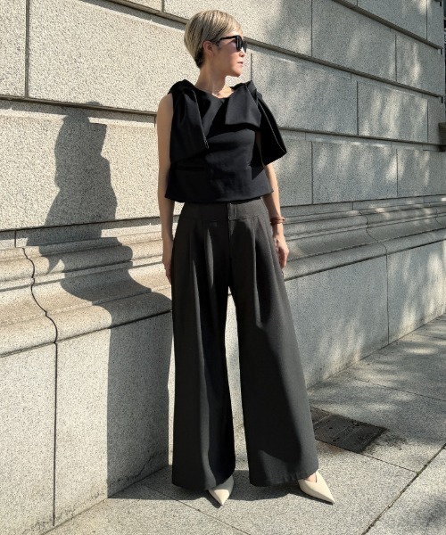 JENNE(ジェンヌ)の「リボンVネックトップス(その他トップス・レディース・ネイビー/ブラック/ホワイト・LARGE/MEDIUM/SMALL)」の7枚目の写真