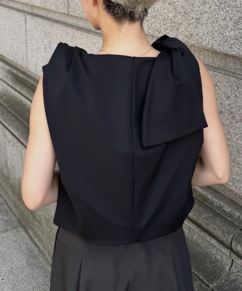 JENNE(ジェンヌ)の「リボンVネックトップス(その他トップス・レディース・ネイビー/ブラック/ホワイト・LARGE/MEDIUM/SMALL)」の9枚目の写真