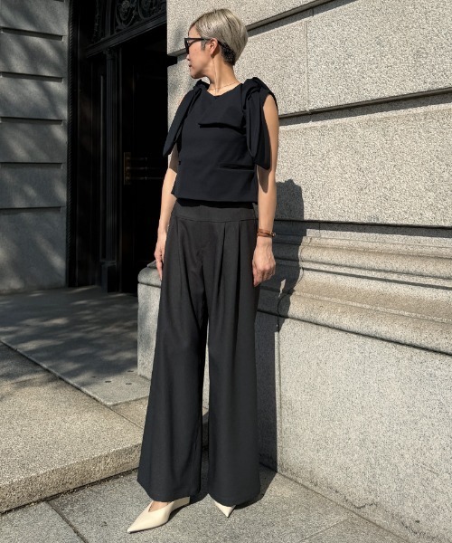 JENNE(ジェンヌ)の「リボンVネックトップス(その他トップス・レディース・ネイビー/ブラック/ホワイト・LARGE/MEDIUM/SMALL)」の10枚目の写真
